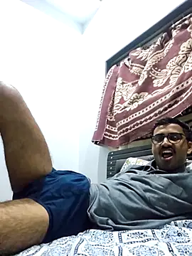 krishna8035 online show from September 21, 2025, 6:46 pm