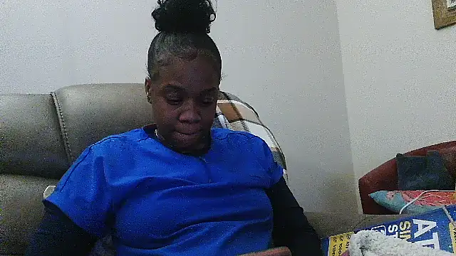 Beautifulkash online show from November 28, 2025, 1:28 am