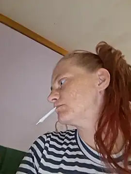 Snapshot of bam420bam chatting on June 21, 2026, 7:58 am bam420bam online show from June 21, 2026, 7:58 am