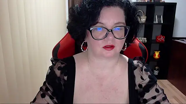 MissTroublle online show from February 9, 2025, 12:41 pm