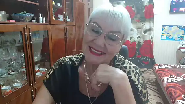 JenaCheim online show from October 2, 2025, 7:06 pm