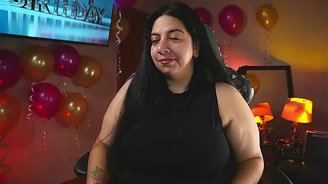 coraline latin online show from November 10, 2025, 1:27 pm