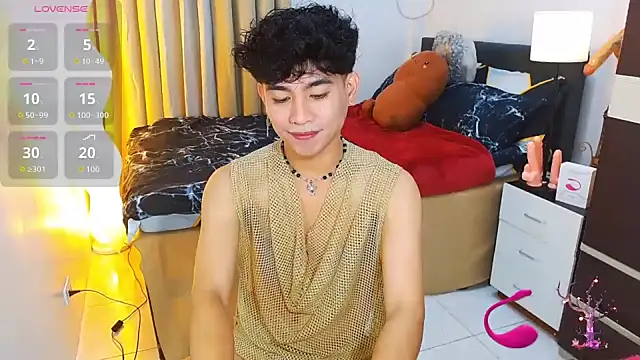 Snapshot of WildestTwink chatting on March 18, 2026, 5:36 pm WildestTwink online show from March 18, 2026, 5:36 pm