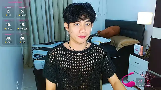 Snapshot of WildestTwink chatting on March 4, 2026, 6:37 pm WildestTwink online show from March 4, 2026, 6:37 pm