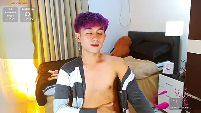 Snapshot of WildestTwink chatting on March 31, 2026, 2:30 pm WildestTwink online show from March 31, 2026, 2:30 pm