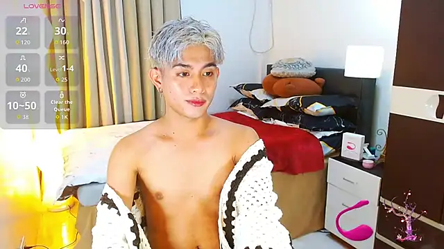 Snapshot of WildestTwink chatting on March 27, 2026, 5:58 pm WildestTwink online show from March 27, 2026, 5:58 pm