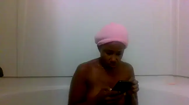 Snapshot of Xochillovemoney2 chatting on December 19, 2024, 8:56 am Xochillovemoney2 online show from December 19, 2024, 8:56 am