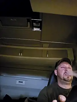 Snapshot of ktmtom247 chatting on March 4, 2025, 10:35 am ktmtom247 online show from March 4, 2025, 10:35 am