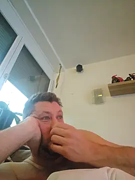 Snapshot of ktmtom247 chatting on December 21, 2025, 6:59 am ktmtom247 online show from December 21, 2025, 6:59 am