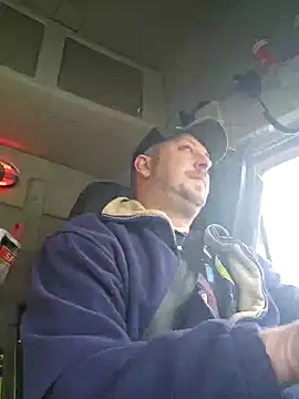 Snapshot of ktmtom247 chatting on December 9, 2024, 9:28 am ktmtom247 online show from December 9, 2024, 9:28 am