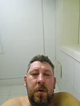 Snapshot of ktmtom247 chatting on December 23, 2025, 2:33 am ktmtom247 online show from December 23, 2025, 2:33 am