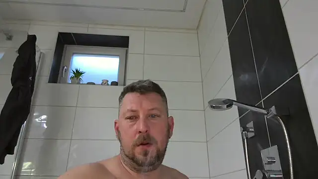 Snapshot of ktmtom247 chatting on February 8, 2025, 9:13 am ktmtom247 online show from February 8, 2025, 9:13 am