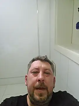 Snapshot of ktmtom247 chatting on December 10, 2024, 3:51 am ktmtom247 online show from December 10, 2024, 3:51 am