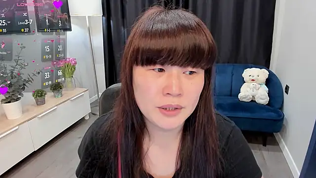 Snapshot of xLisaMeoww chatting on March 11, 2025, 7:47 pm xLisaMeoww online show from March 11, 2025, 7:47 pm