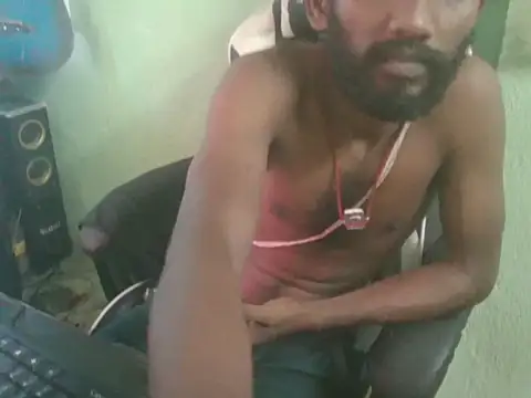 FriskyGender online show from November 3, 2025, 4:39 am