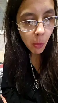 rposhta1991 online show from December 1, 2025, 7:37 pm