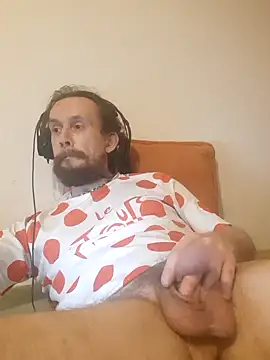 Snapshot of MishikoriXXX chatting on March 4, 2025, 1:45 am MishikoriXXX online show from March 4, 2025, 1:45 am