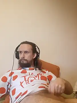 Snapshot of MishikoriXXX chatting on March 6, 2025, 2:19 am MishikoriXXX online show from March 6, 2025, 2:19 am