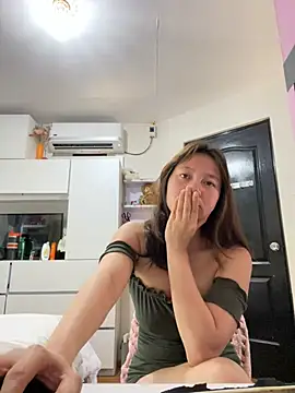 Snapshot of asianmystery203 chatting on March 5, 2025, 6:33 am asianmystery203 online show from March 5, 2025, 6:33 am