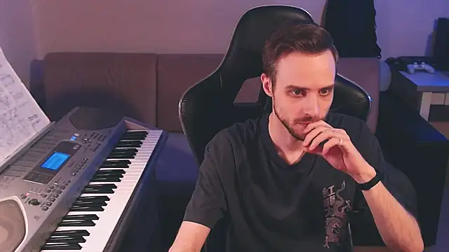 Sweetparker online show from April 8, 2026, 4:41 pm