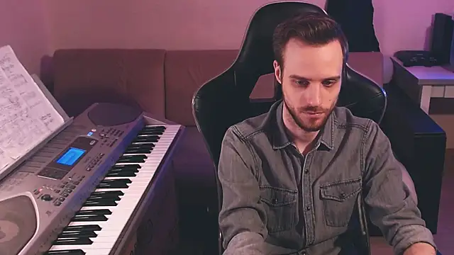 Snapshot of Sweetparker chatting on November 26, 2025, 12:38 pm Sweetparker online show from November 26, 2025, 12:38 pm