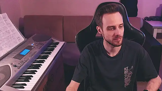 Snapshot of Sweetparker chatting on November 12, 2025, 8:12 pm Sweetparker online show from November 12, 2025, 8:12 pm