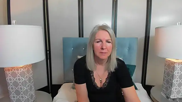 Snapshot of EricaTop chatting on February 22, 2026, 5:54 am EricaTop online show from February 22, 2026, 5:54 am