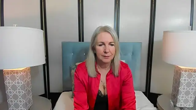 Snapshot of EricaTop chatting on January 5, 2026, 6:55 pm EricaTop online show from January 5, 2026, 6:55 pm