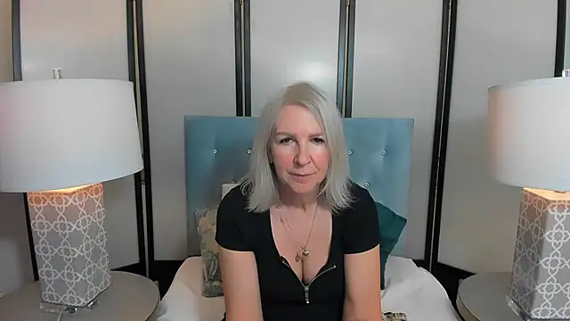 Snapshot of EricaTop chatting on May 14, 2026, 8:50 pm EricaTop online show from May 14, 2026, 8:50 pm