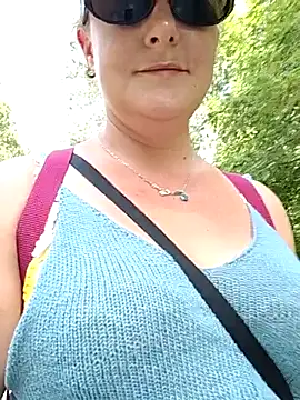 Snapshot of SwedishJennifer chatting on July 15, 2026, 12:45 pm SwedishJennifer online show from July 15, 2026, 12:45 pm