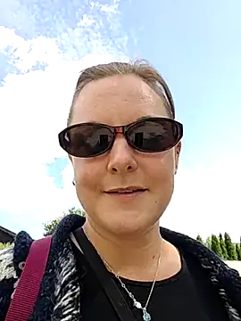 Snapshot of SwedishJennifer chatting on July 6, 2026, 12:23 pm SwedishJennifer online show from July 6, 2026, 12:23 pm