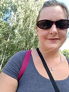 Snapshot of SwedishJennifer chatting on August 4, 2026, 12:53 pm SwedishJennifer online show from August 4, 2026, 12:53 pm