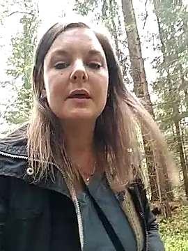 Snapshot of SwedishJennifer chatting on May 14, 2026, 12:02 pm SwedishJennifer online show from May 14, 2026, 12:02 pm