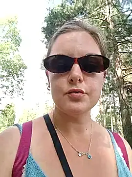 Snapshot of SwedishJennifer chatting on June 29, 2026, 1:00 pm SwedishJennifer online show from June 29, 2026, 1:00 pm