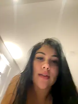 Snapshot of adrianalobo chatting on October 11, 2025, 1:39 am adrianalobo online show from October 11, 2025, 1:39 am