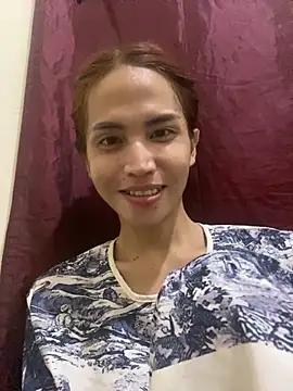 Snapshot of _FoxyFlair chatting on November 5, 2025, 5:05 pm FoxyFlair online show from November 5, 2025, 5:05 pm