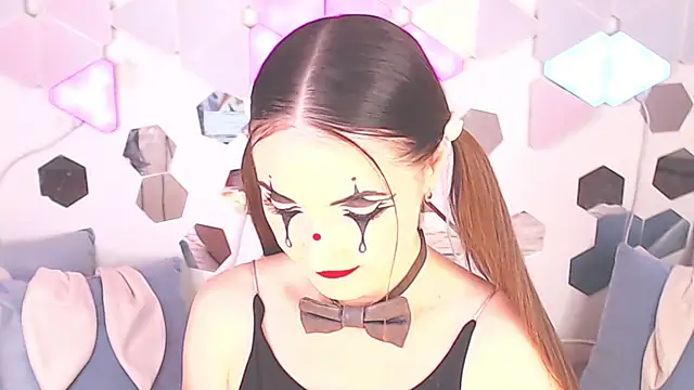 Snapshot of LexiKiss chatting on January 9, 2026, 11:11 pm LexiKiss online show from January 9, 2026, 11:11 pm