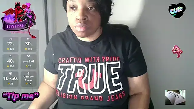 Sexymona1218 online show from February 26, 2026, 11:54 am