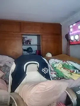 Daddys girl1 online show from October 9, 2025, 4:13 am