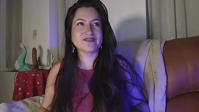 DeesseLuxure online show from September 15, 2025, 4:02 am