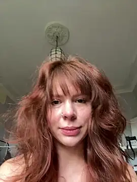Snapshot of Oopsfoxy chatting on May 29, 2026, 7:03 am Oopsfoxy online show from May 29, 2026, 7:03 am