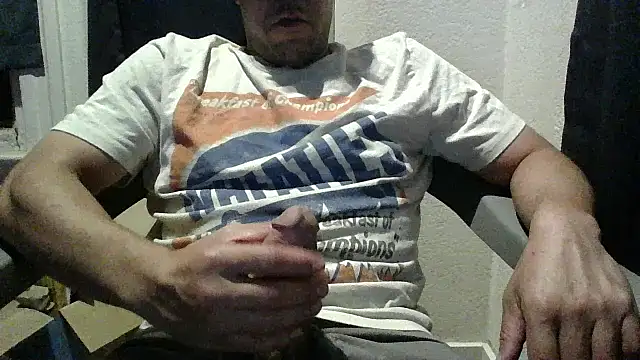 loozamangos online show from November 11, 2025, 2:17 am