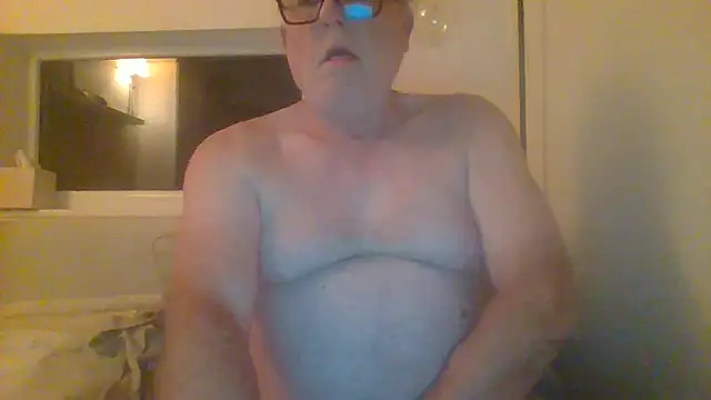 Snapshot of Corref chatting on October 28, 2025, 4:35 am Corref online show from October 28, 2025, 4:35 am