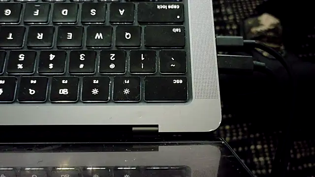 bestofdoseswirls online show from April 3, 2026, 1:28 pm