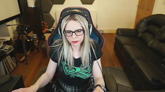 KelseyCobalt online show from February 6, 2025, 1:27 am