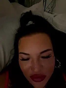  MelinaCurves  online show from January 9, 2026, 12:39 am