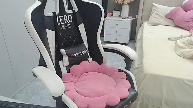 Hanako love online show from December 1, 2025, 11:49 pm