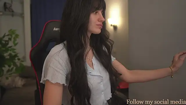 oxxme online show from November 12, 2025, 9:40 pm