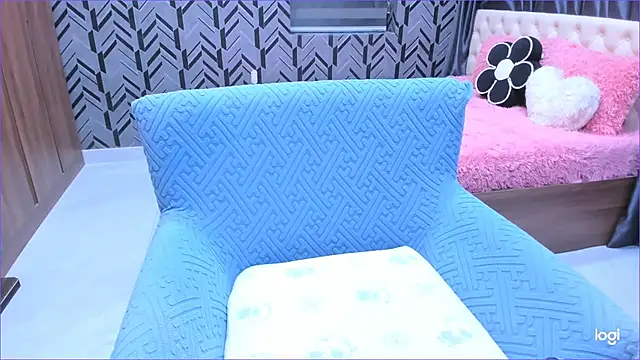 Snapshot of Toyota_Motor_Corporation chatting on November 27, 2025, 11:16 pm Toyota Motor Corporation online show from November 27, 2025, 11:16 pm