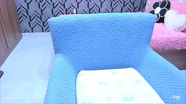 Snapshot of Toyota_Motor_Corporation chatting on November 12, 2025, 11:19 pm Toyota Motor Corporation online show from November 12, 2025, 11:19 pm